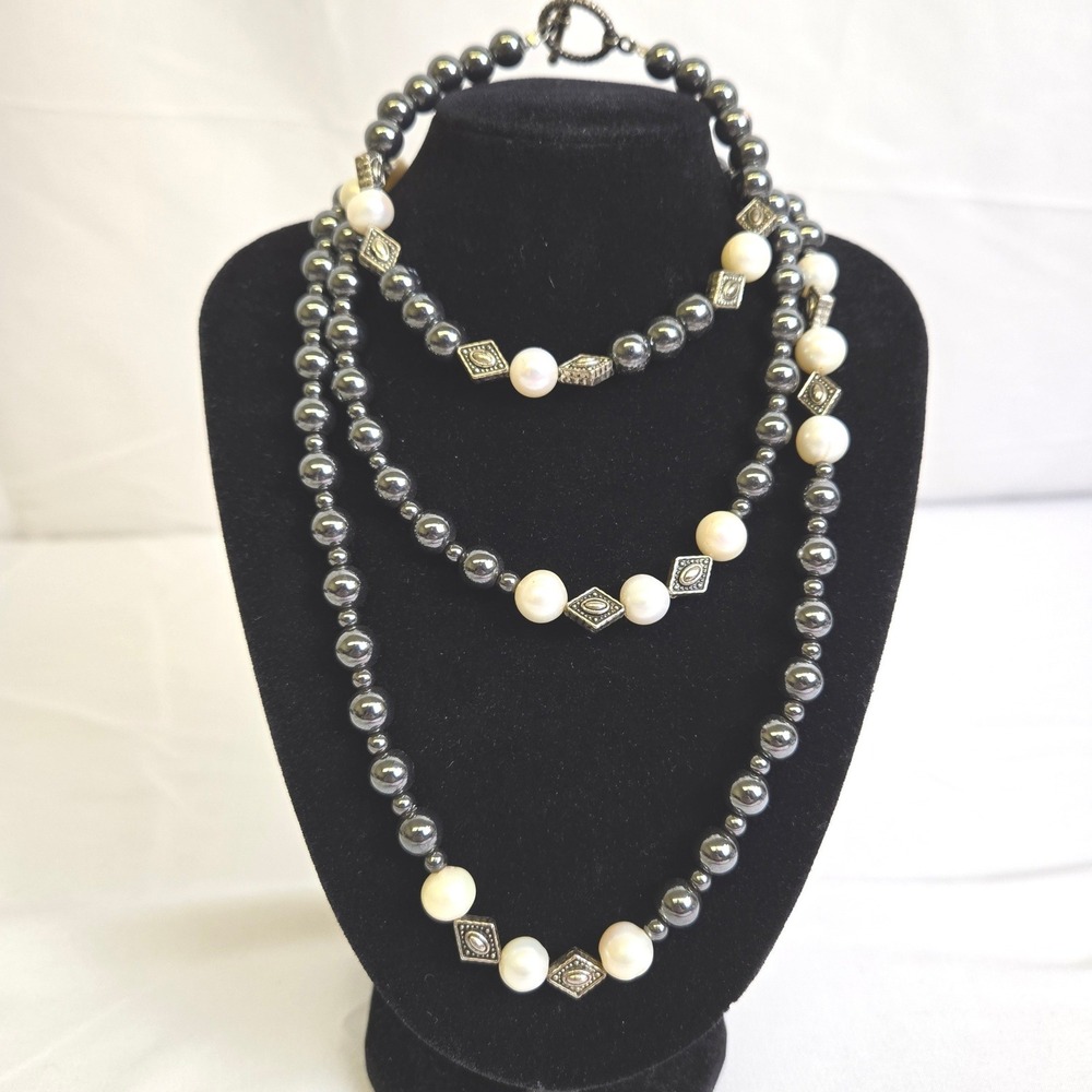 Set of Beaded Necklace and Matching Bracelet